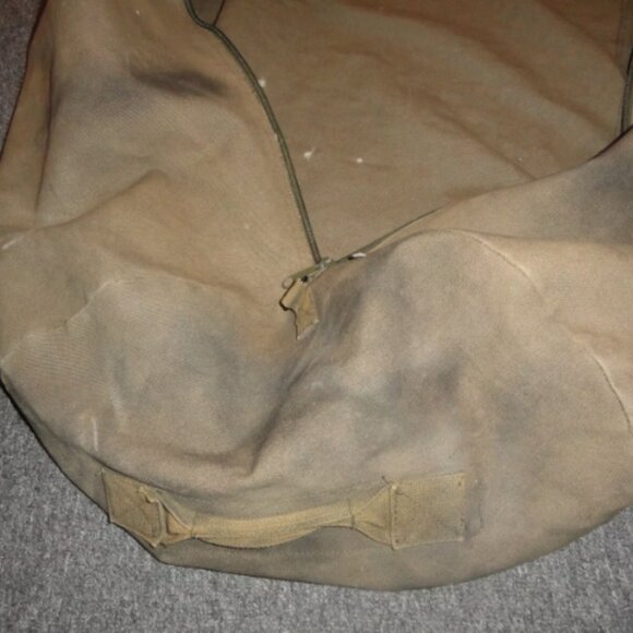 VINTAGE 1985 FRENCH FRANCE LARGE GREEN DUFFLE BAG COMMANDO SCHOOL ISSUE LD 4355 - Picture 11 of 13